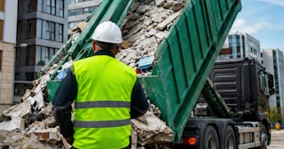Вывоз строительного мусора в Кашире: услуги лицензированной компании — ПроМусор